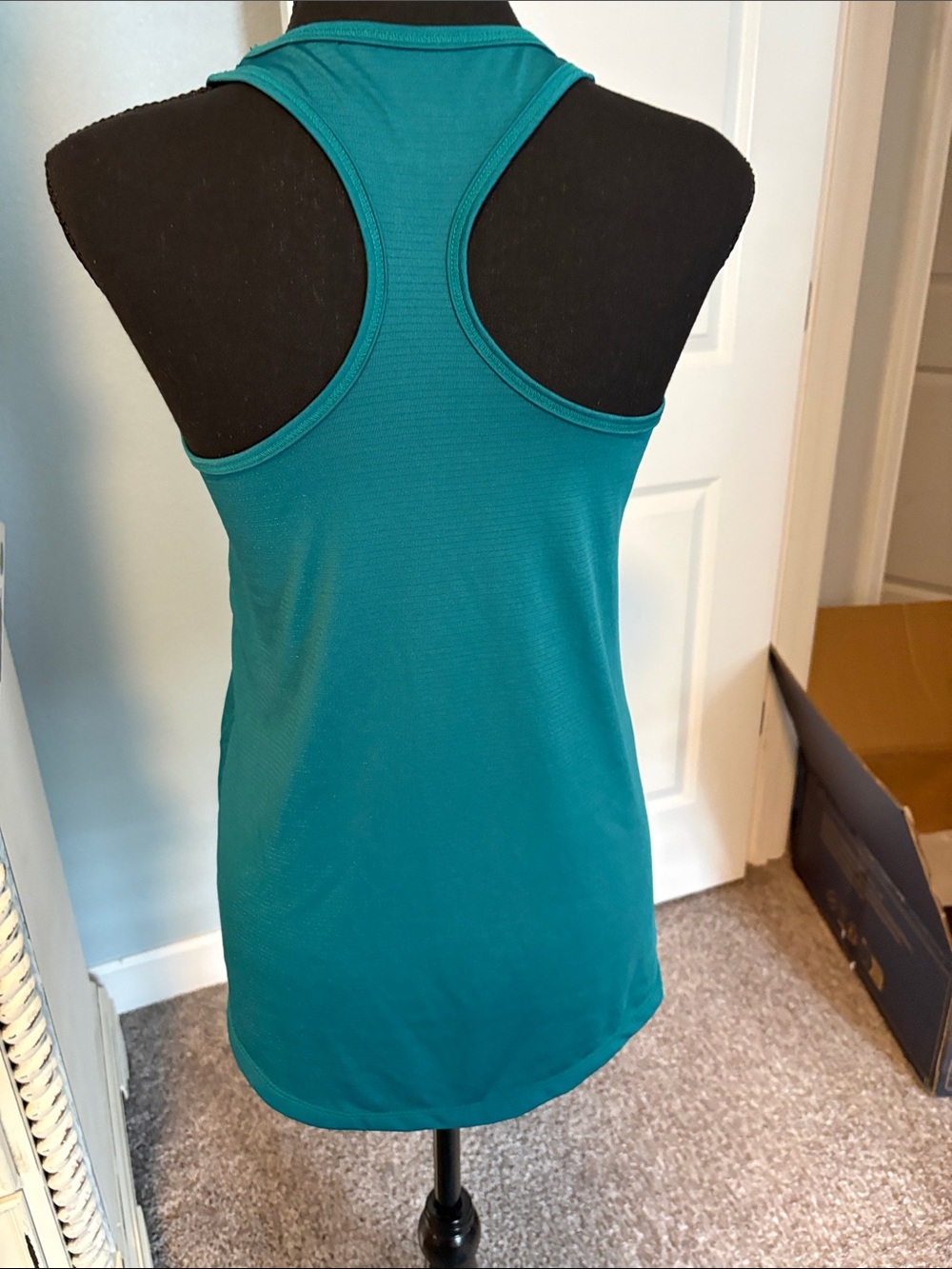 Danskin Now Teal Scoop Neck Muscle Tank - Picture 2 of 6